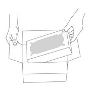 Verpackungsvorgang Polster eingelegt